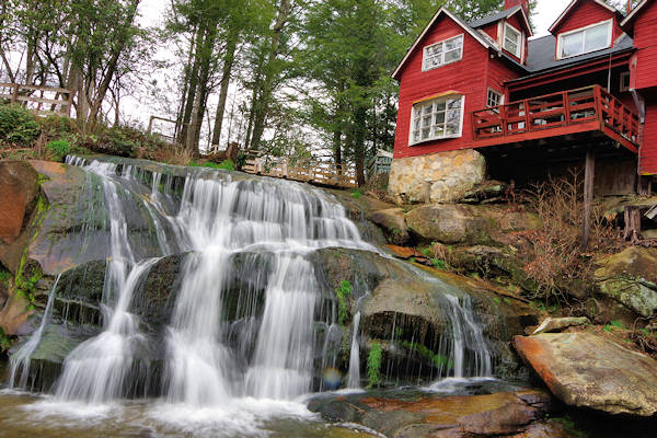 Mill Shoals Falls